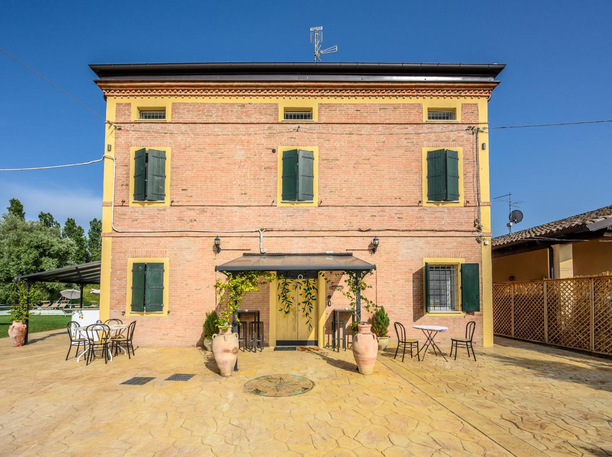 Bed and Breakfast La Casa di Valeria - Modena Esterno foto
