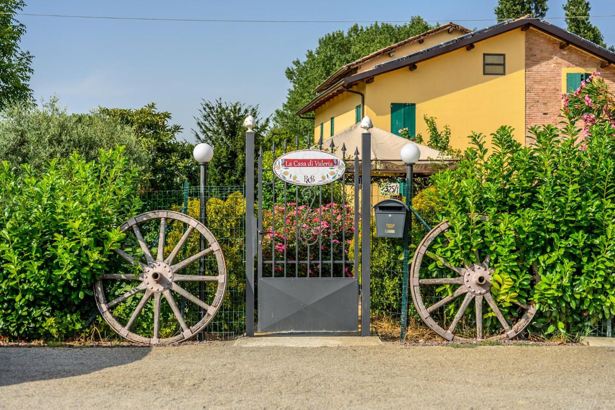 Bed and Breakfast La Casa di Valeria - Modena Esterno foto