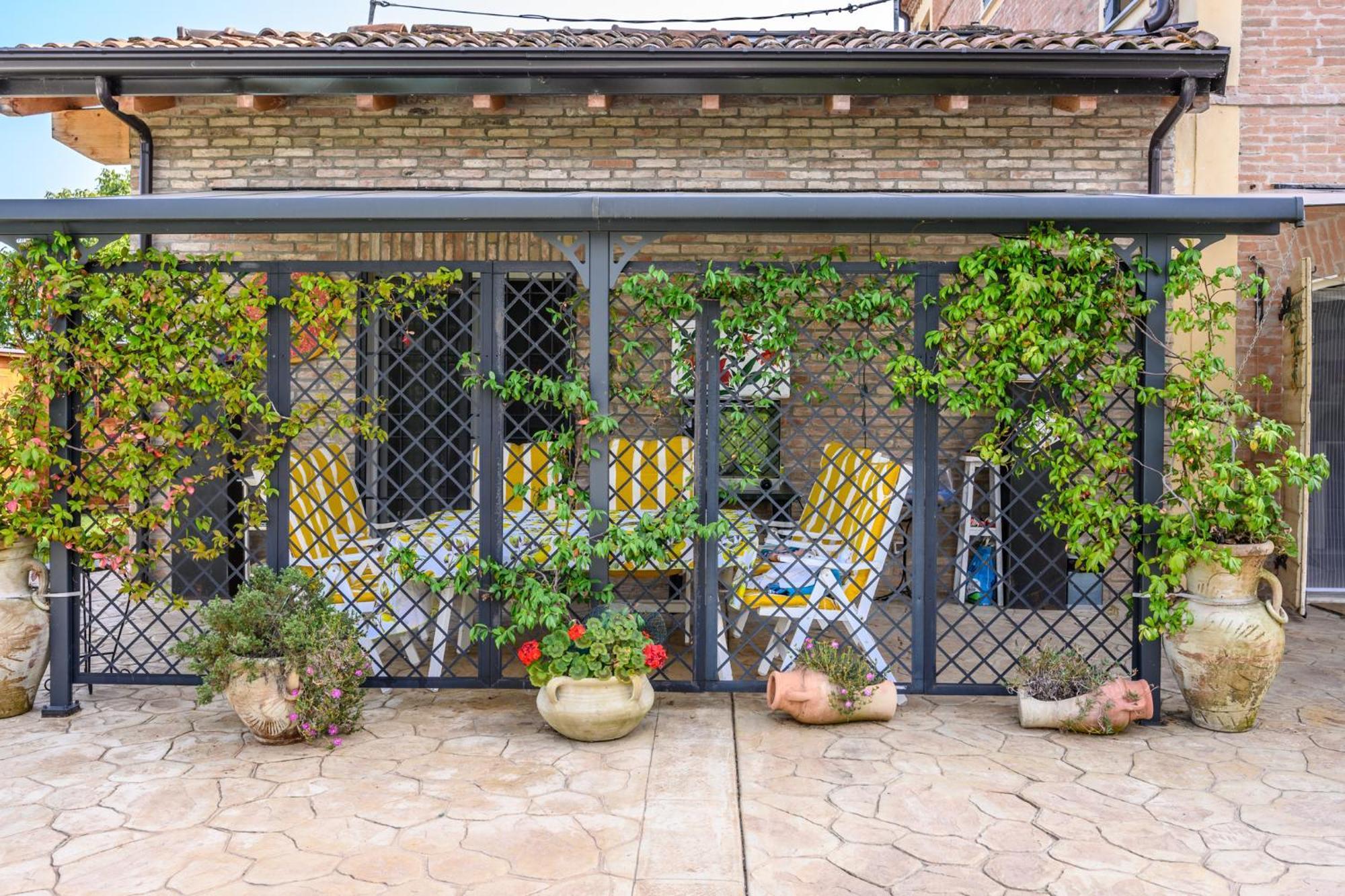 Bed and Breakfast La Casa di Valeria - Modena Esterno foto
